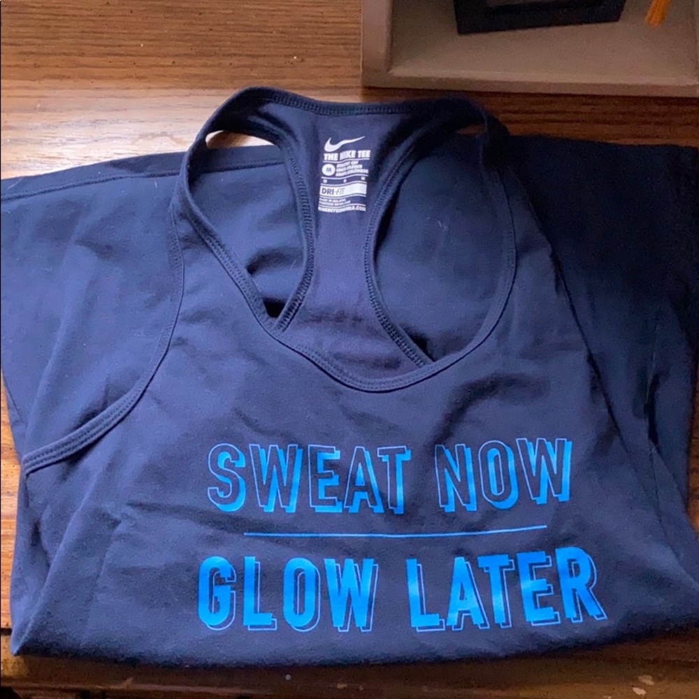 Workout tank top.